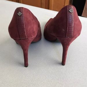 Sam & Libby Shoes - Maroon pumps Sam & Libby Shoes - Maroon pumps